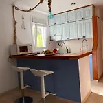 Cactus's House, 150 M Beach, 1 Bdr, 4 Guests, Wifi, Netflix, 公寓 阿德耶