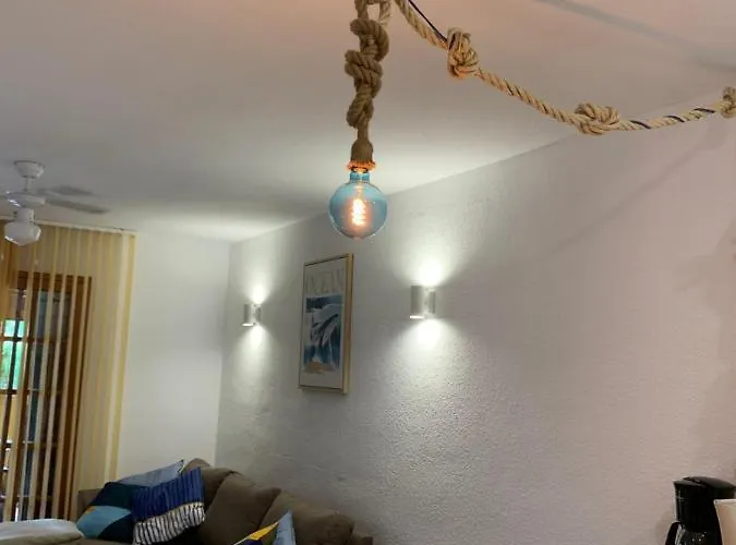 Cactus's House, 150 M Beach, 1 Bdr, 4 Guests, Wifi, Netflix, * Адехе